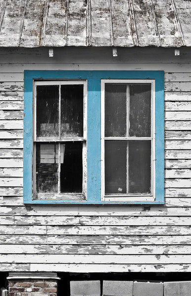 A Landscape Photograph by Fine Art Photographer Mike Ring of an old home being restored in Darien, Georgia.