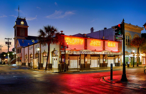 A photo of the World Famous Sloppy Joe's Bar at dusk in Key West, Florida