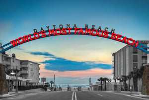 A landscape photograph by Mike Ring of the entrance to the worlds most famous beach